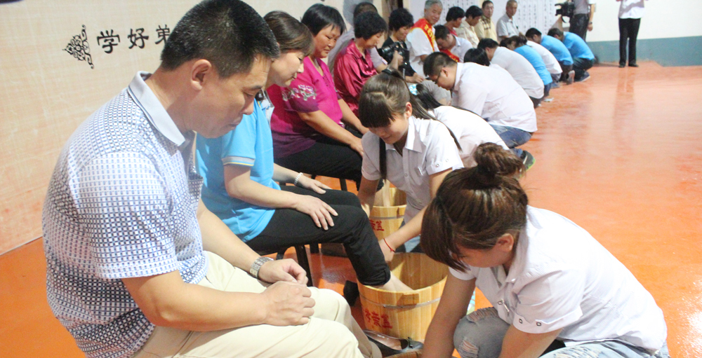 k8��������Ӯ�Ҿٰ�ж��˶�